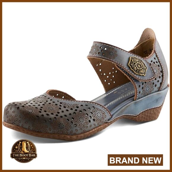 Leather Wedge Flats with Floral Buckle Hook & Loop Closure Walking Shoes